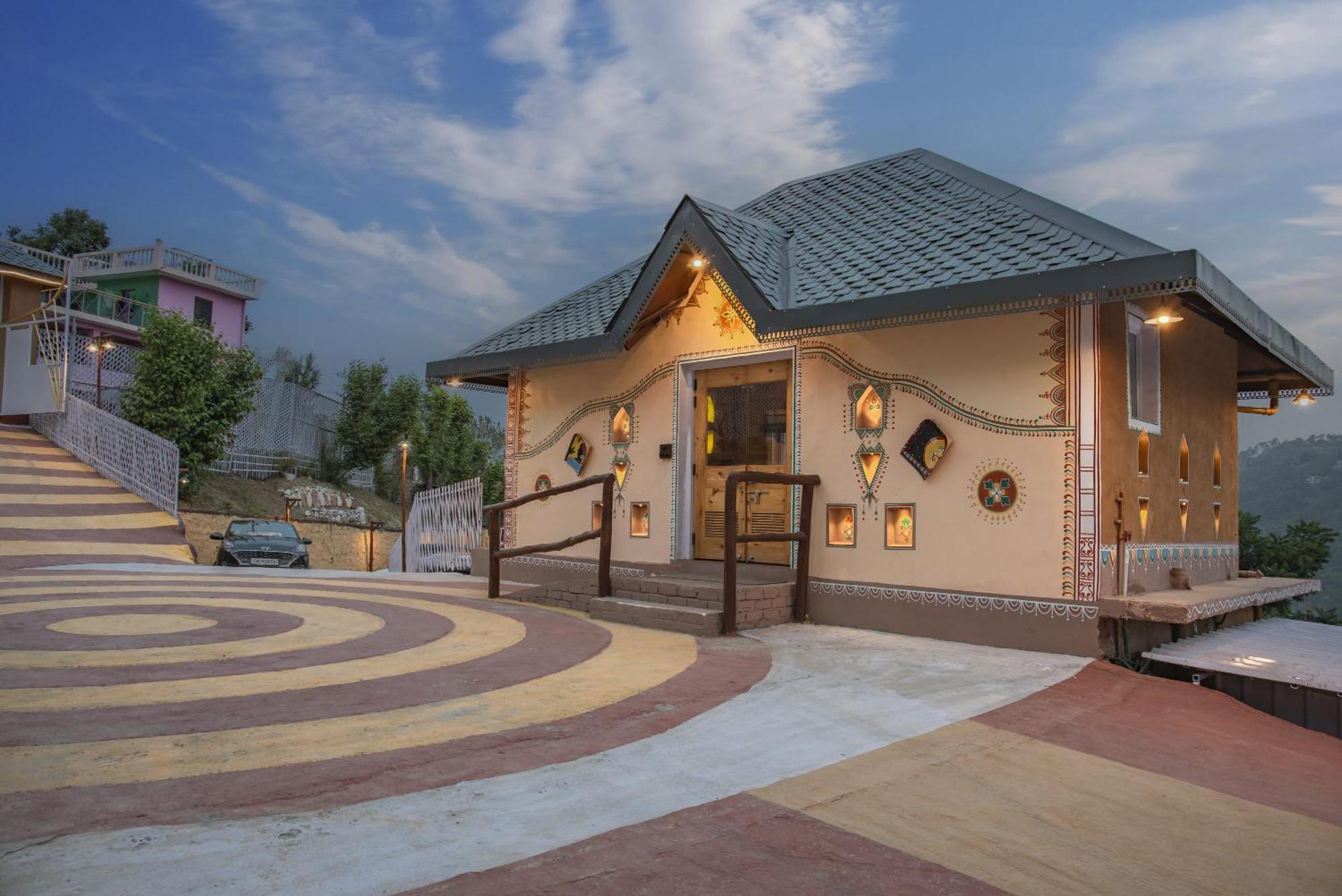 Hotel A Kasauli Ggaon By Echor Extérieur photo