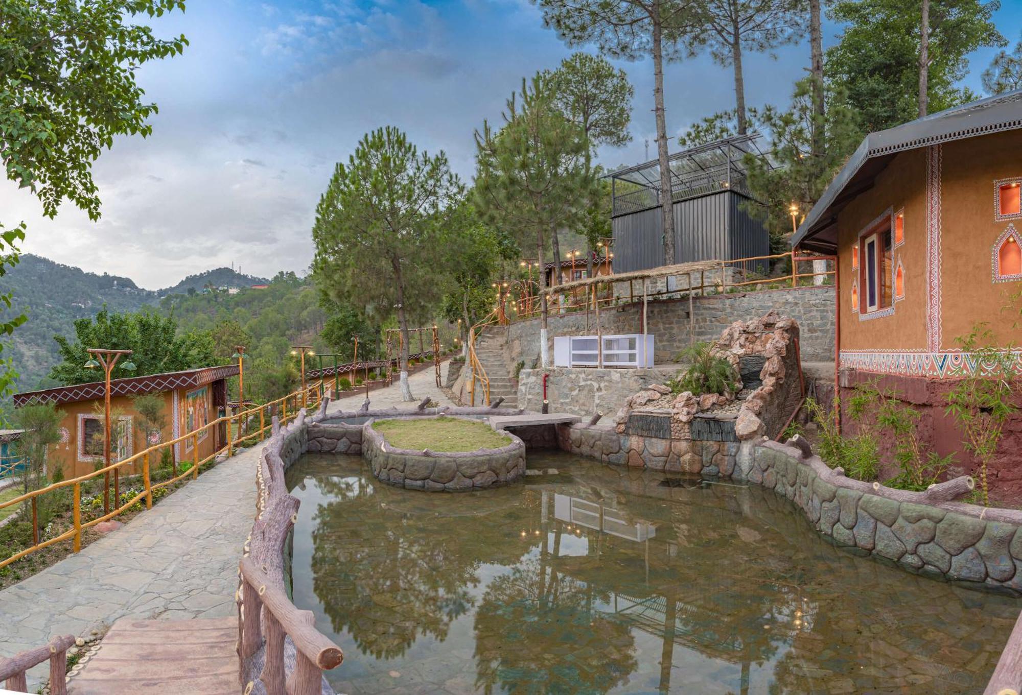 Hotel A Kasauli Ggaon By Echor Extérieur photo