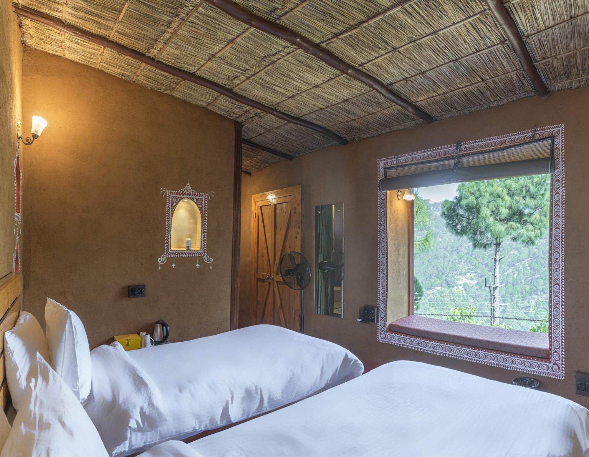 Hotel A Kasauli Ggaon By Echor Extérieur photo