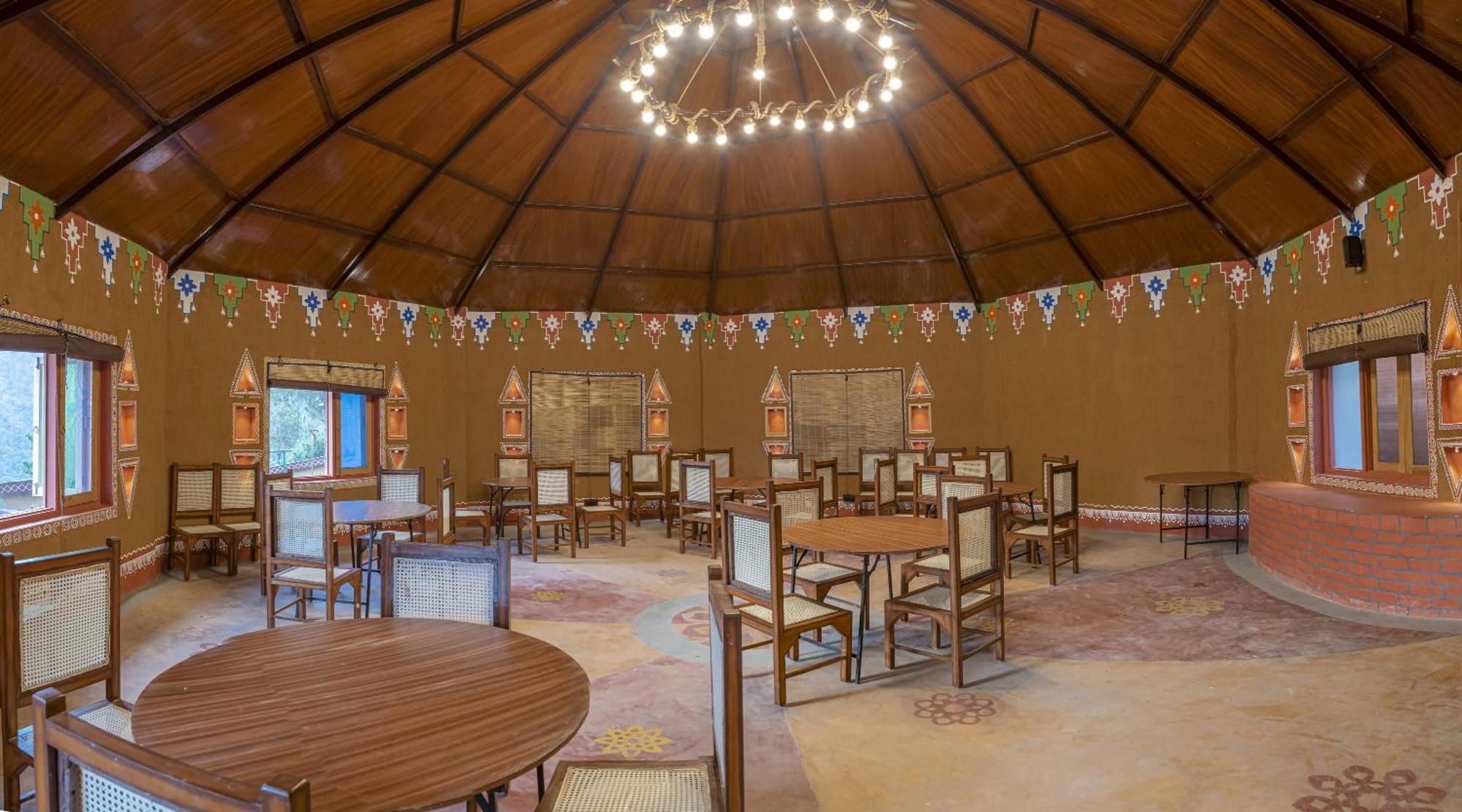 Hotel A Kasauli Ggaon By Echor Extérieur photo