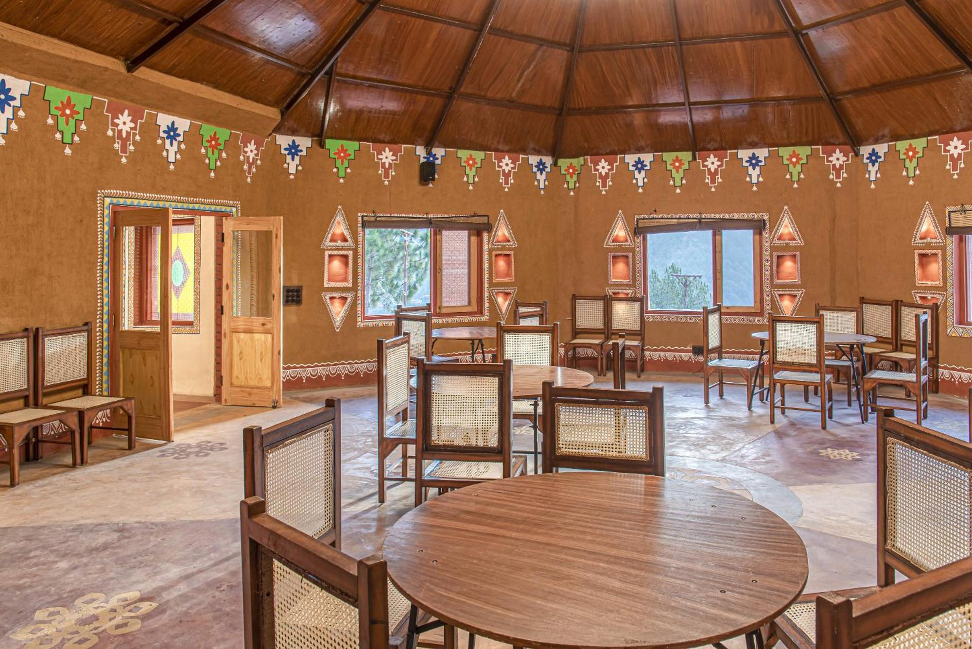 Hotel A Kasauli Ggaon By Echor Extérieur photo
