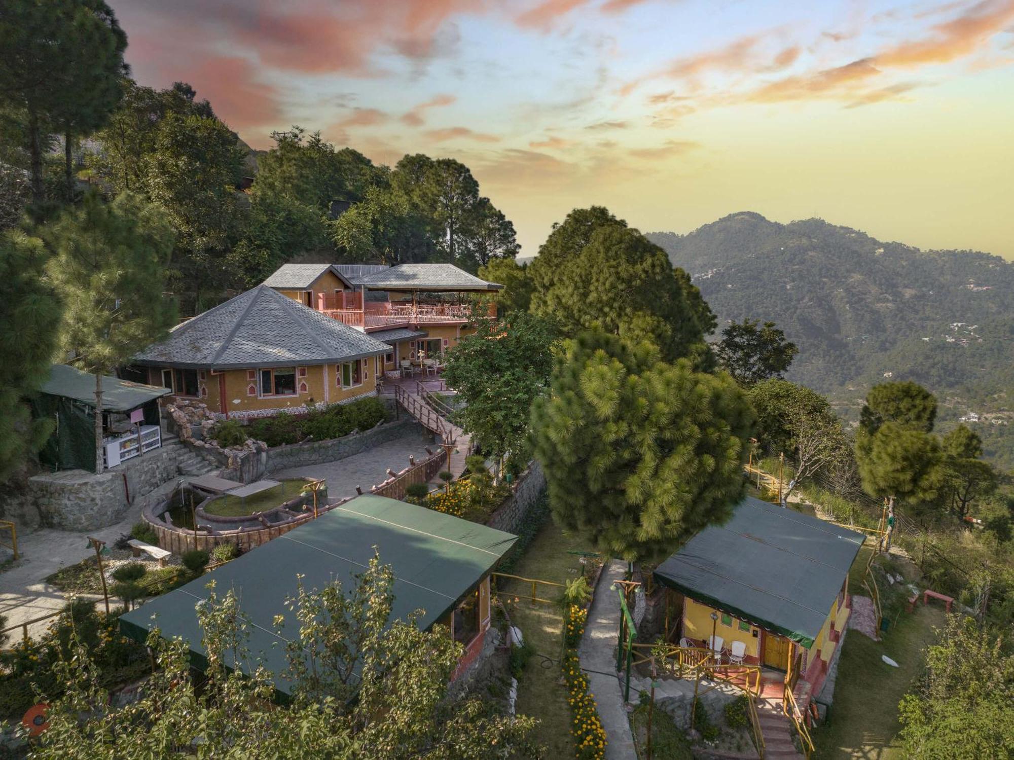Hotel A Kasauli Ggaon By Echor Extérieur photo