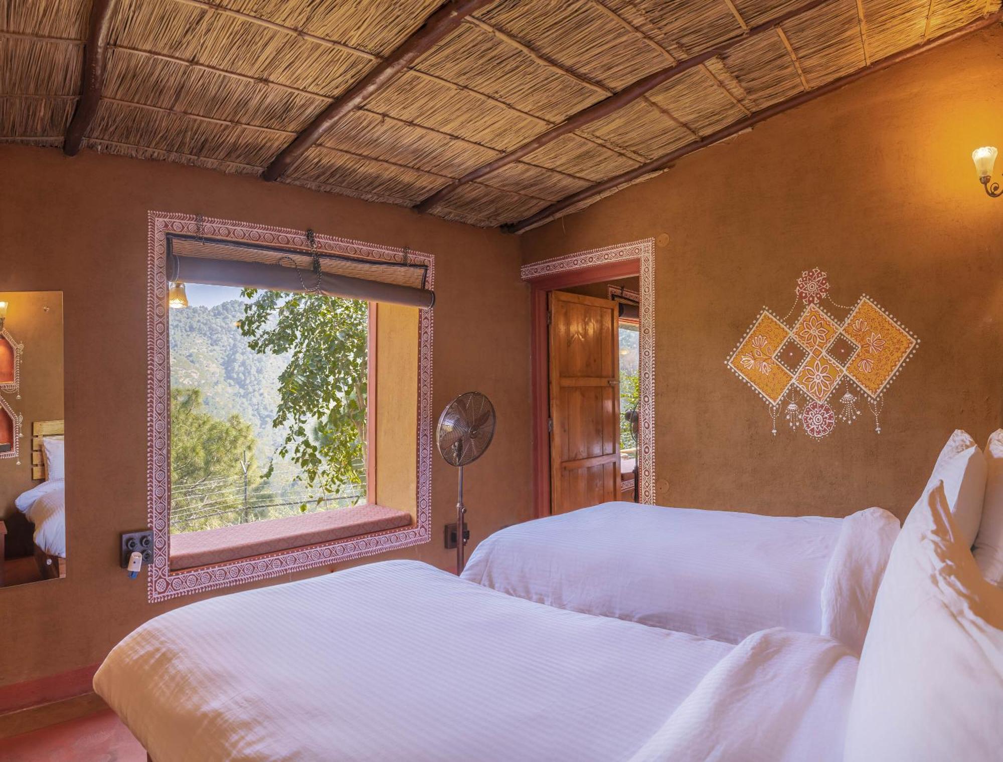 Hotel A Kasauli Ggaon By Echor Extérieur photo
