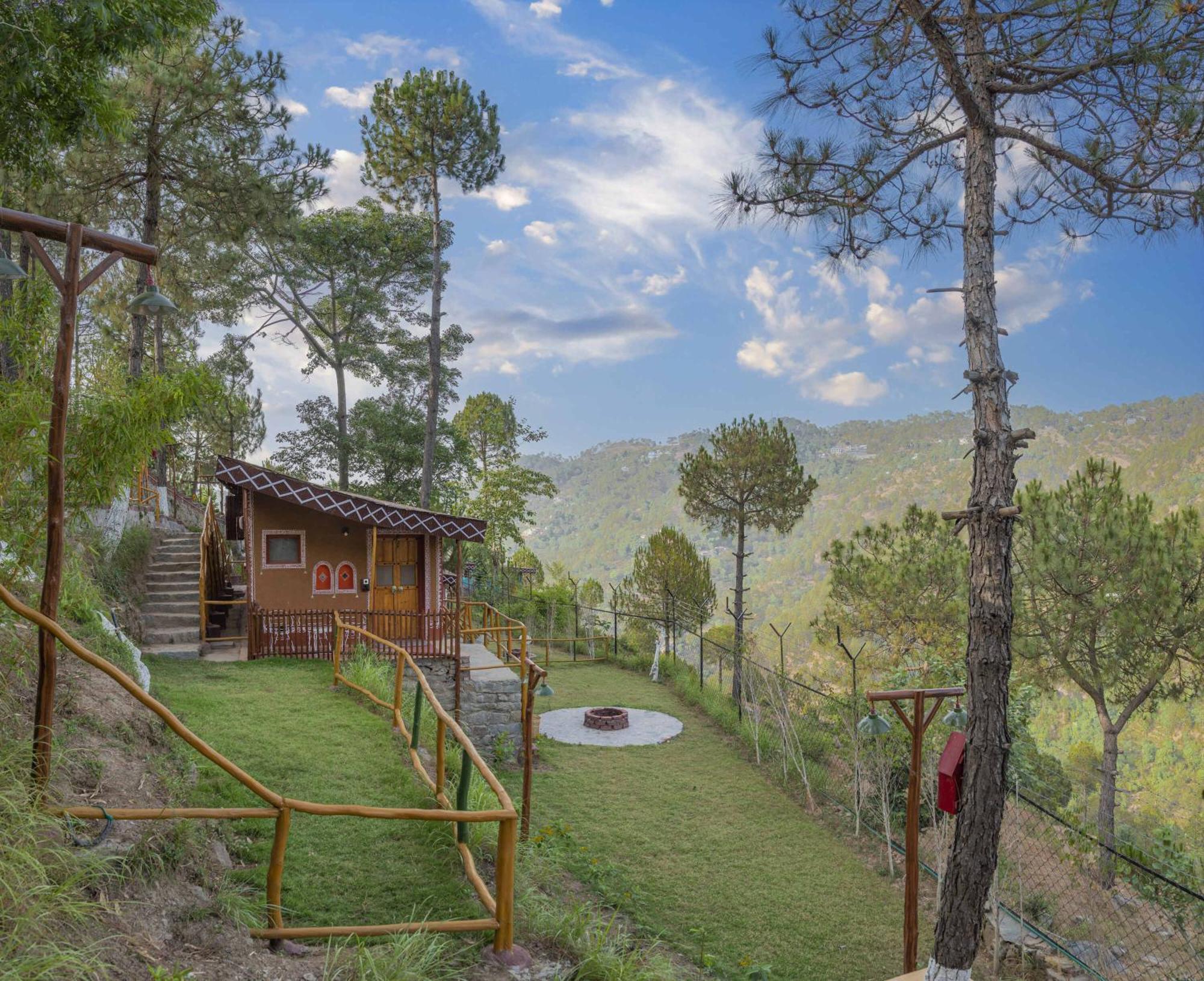 Hotel A Kasauli Ggaon By Echor Extérieur photo